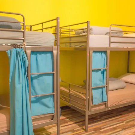 Home Genoa Hostel Genua