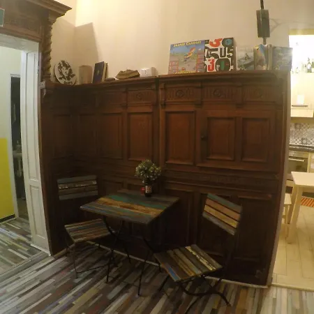 Home Genoa Hostel Genova