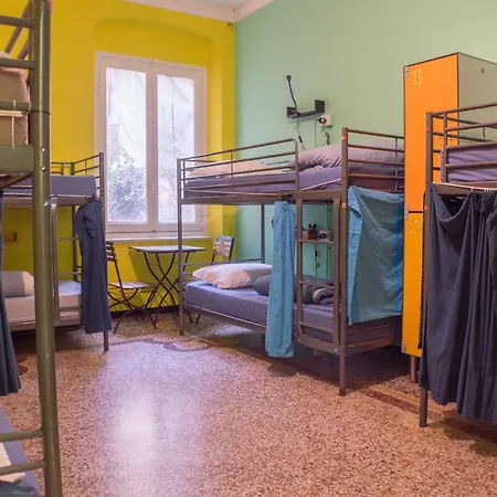 Home Genoa Hostel Hostel Genua