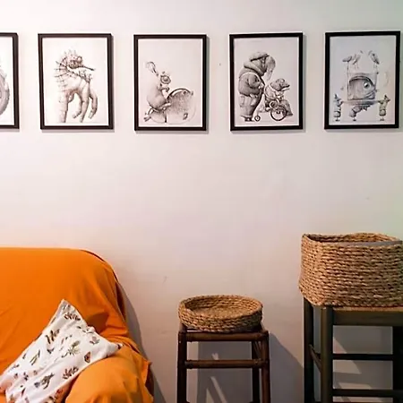 Хостел Home Genoa Hostel Генуя