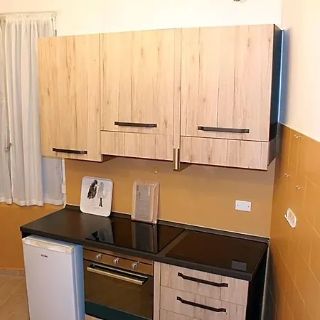 Хостел Home Genoa Hostel *