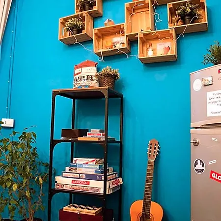 Home Genoa Hostel Хостел Генуя