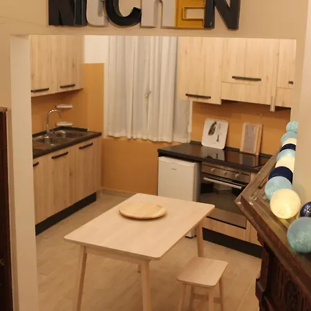 Home Genoa Hostel * 제노바