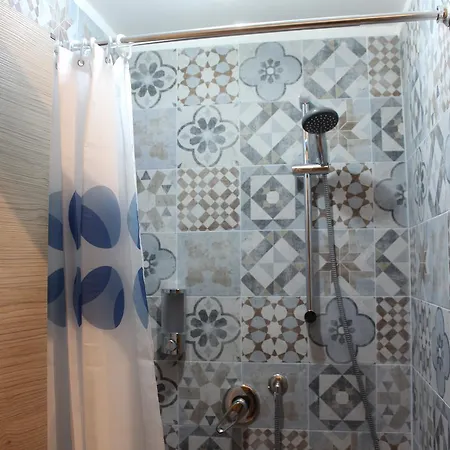 Home Genoa Hostel 호스텔