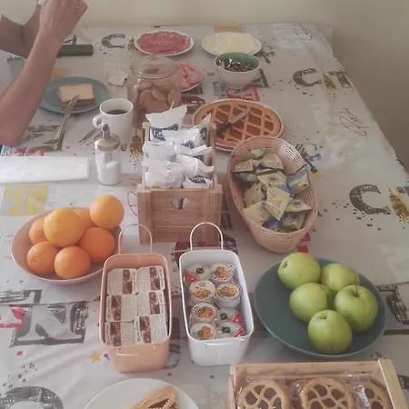 Home Genoa Hostel 호스텔