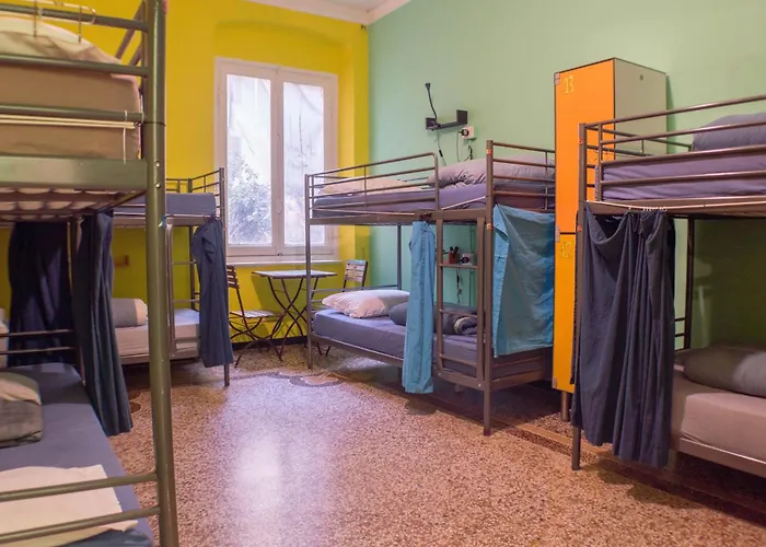 Home Genoa Hostel Vandrerhjem Genova