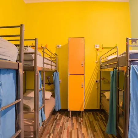 Home Genoa Hostel Gênes